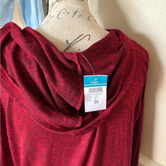 Red and Black heathered V-neck hooded lightweight pullover NWT - Picture 6 of 7